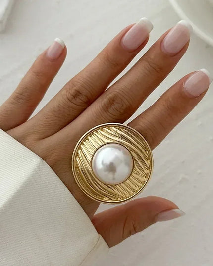 LUCY - STATEMENT RING