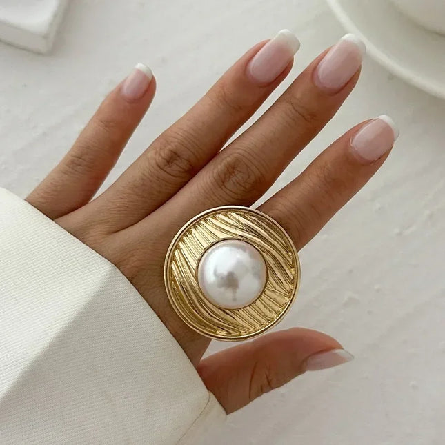 LUCY - STATEMENT RING